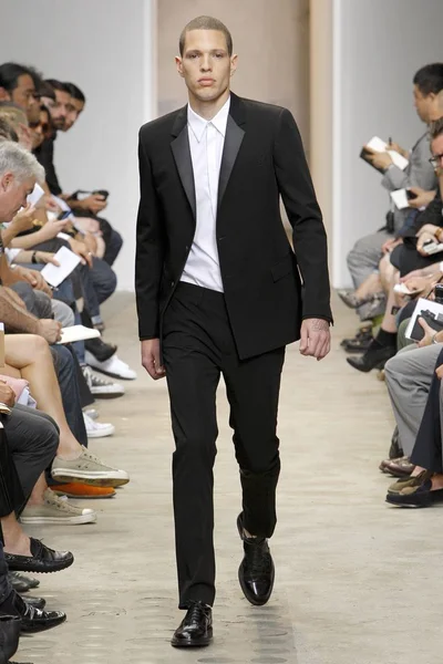 Look 6